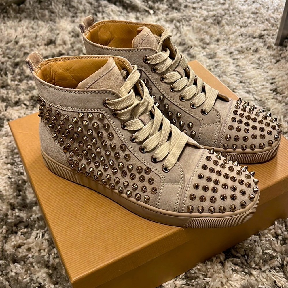 Christian Louboutin Velour Spike Sneakers Cream/Beige [38]